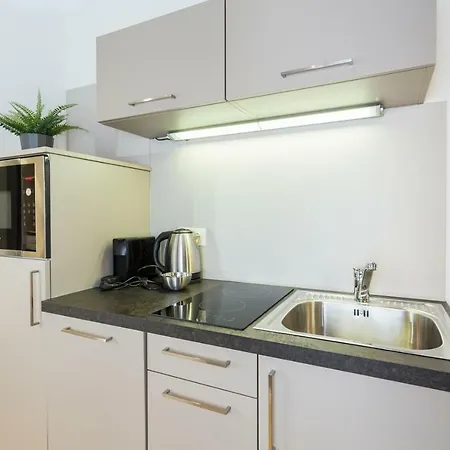 4 & 5 Apartment